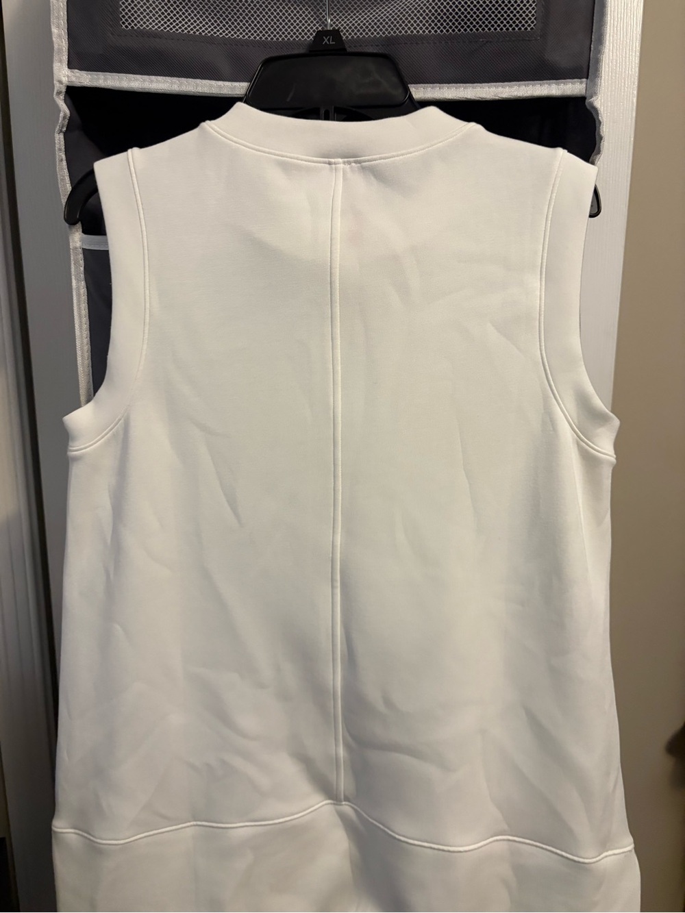 SPANX White Sleeveless Crewneck Tank - Picture 9 of 10